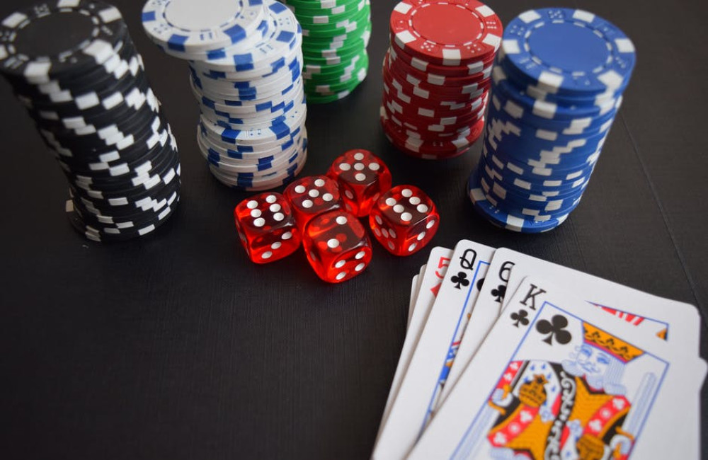 Speel je wel eens op gokkasten? Trap niet in deze 3 valkuilen