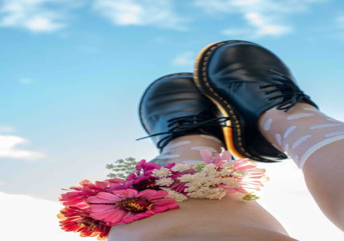 Waarom veranderen prijzen zo snel bij online reisbureaus?