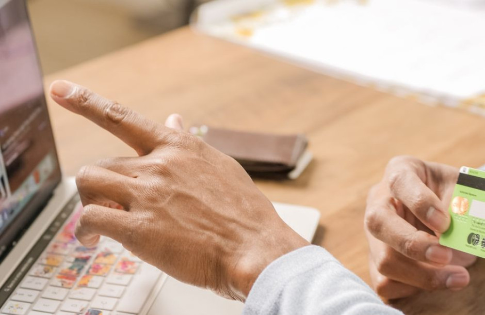 Mag een webshop je bestelling annuleren bij een prijsfout in 2026?
