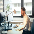 Waarom is een comfortabele bureaustoel belangrijk?